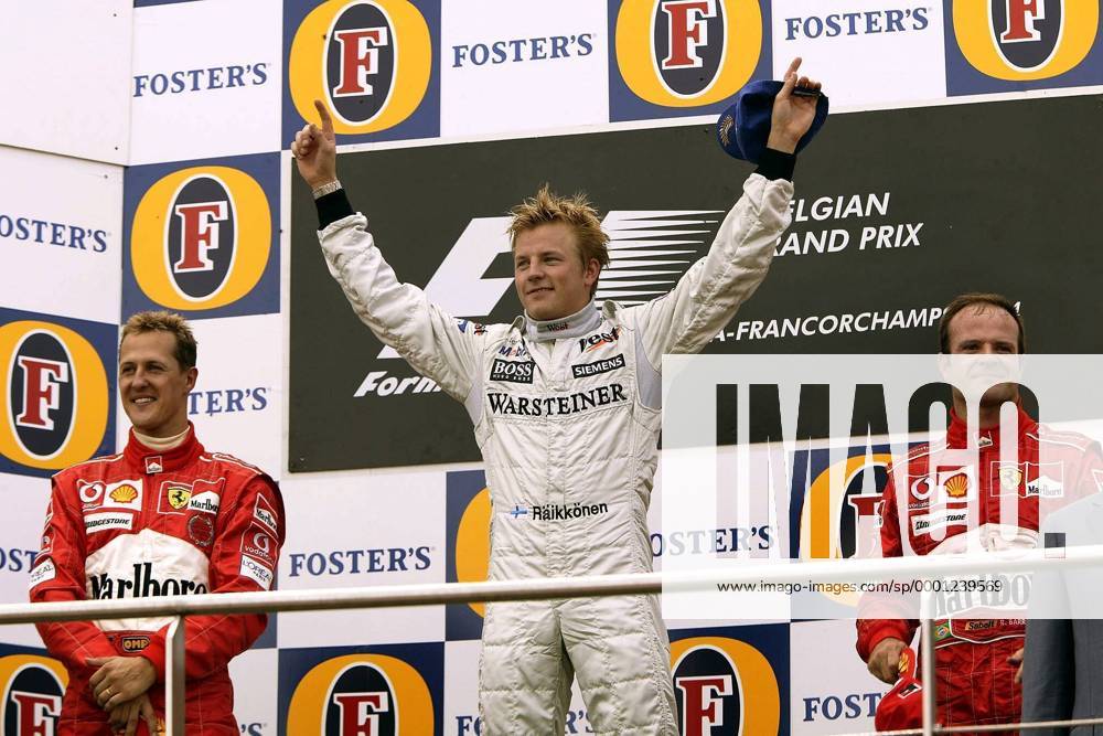 Siegerehrung Spa 2004 - Kimi Räikkönen (Mitte, Finnland McLaren-Mercedes) gewann vor Michael Schumacher (li., Deutschland) und Rubens Barrichello (Brasilien beide Ferrari) Motorsport Grand Prix Herren Großer Preis von Belgien 2004, Formel 1 Weltmeisterschaft, F1, F, GP, WM, Vdig Gruppe Spa-Francorchamps Freude,