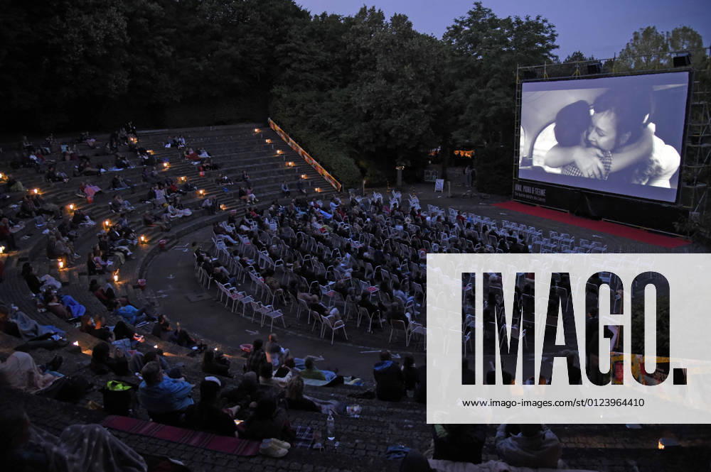 Premiere of the feature film Lieber Thomas at the 38 Filmfest München in the open air cinema Mond Sterne in the Westpark Munich, 02 07 2021 Foto:xS.xFuturexImage
