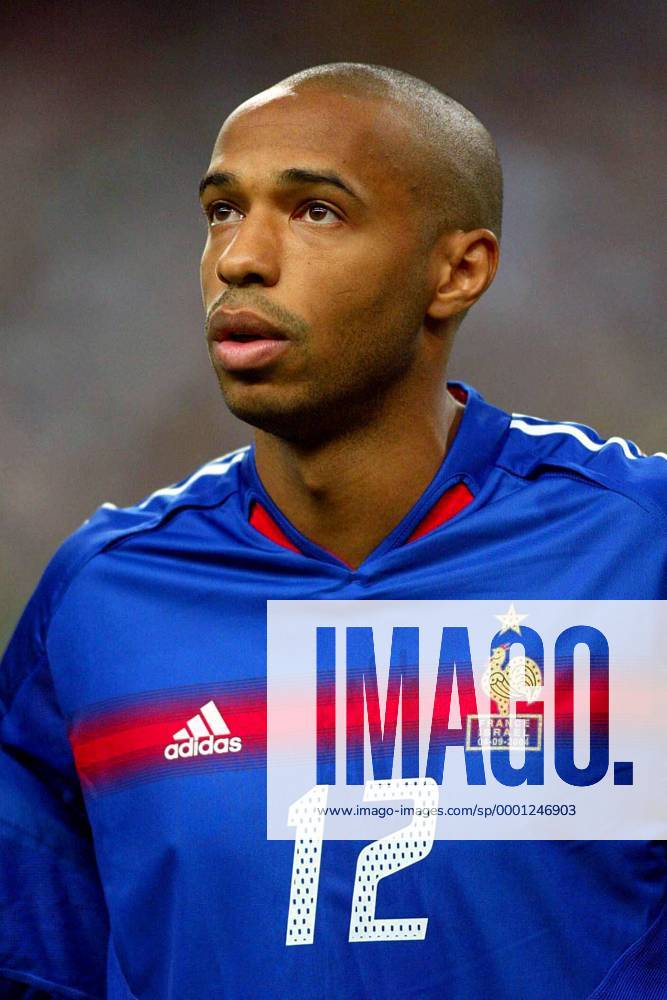 Thierry Henry (Frankreich) Fußball Länderspiel Herren Weltmeisterschaftsqualifikation 2004, Länderspiel, Qualifikation, Nationalmannschaft, Nationalteam Porträt pan7101 Paris, Saint Denis, St.