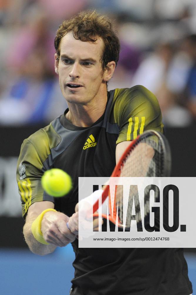 Melbourne, Australia. Andy Murray of Great Britain returns a shot on day eight of the Australian Open from Melbourne Park. xEstherxLimx ActionPlus16658