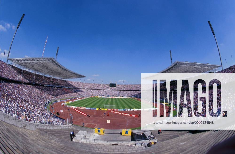 Blick in das ausverkaufe Olympiastadion Fußball 1. BL Herren Saison 1998 1999, Hertha BSC Berlin Totale Olympiastadion Berlin