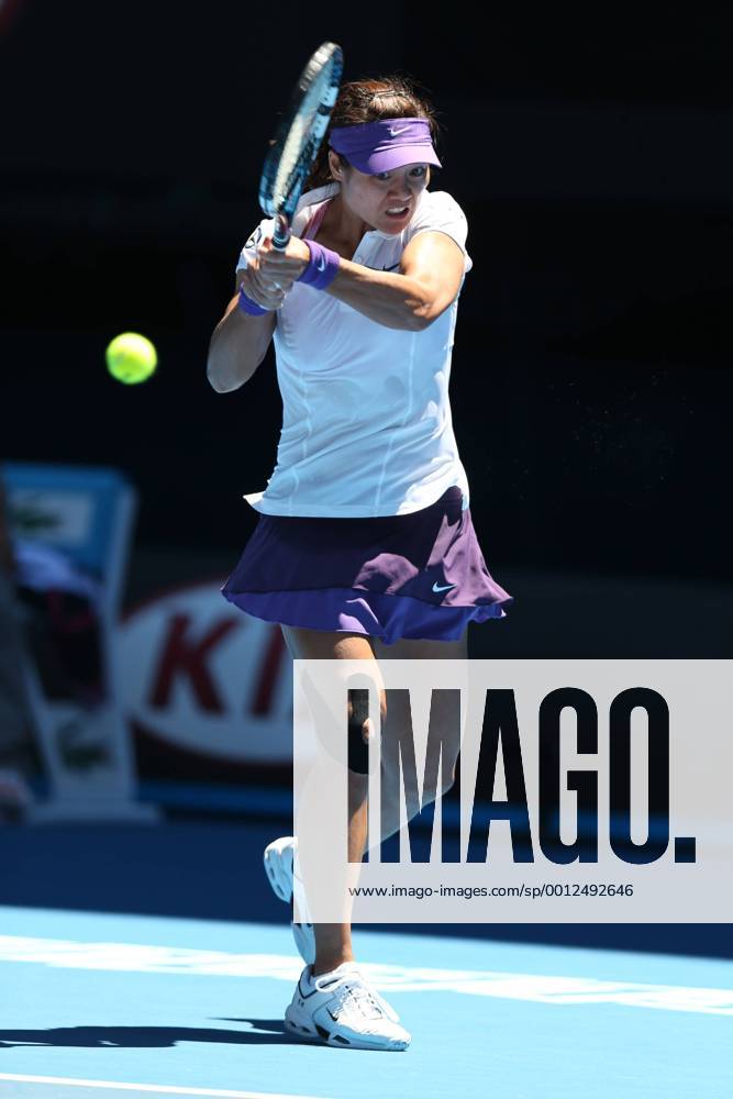 Li Na, CHN, playing the quarter-final of the 2013 Tennis Australian Open in Melbourne, 22 01 2013 -