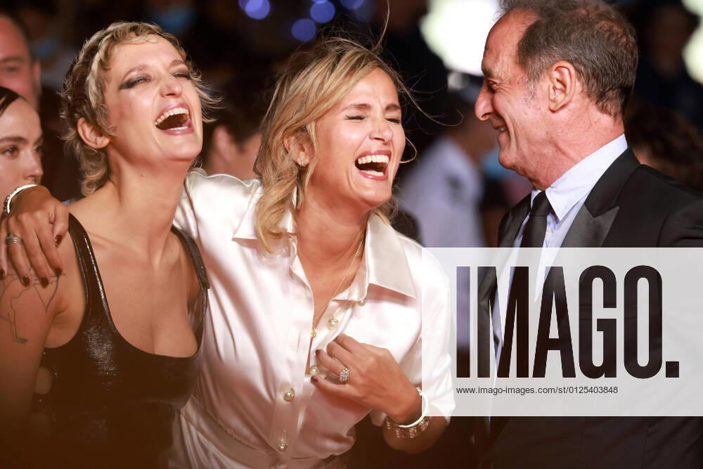 74eme Festival International du Film de Cannes. Montée des marches du film Titane . 74th Cannes Film Festival. Red carpet for Titane movie. 270165 2021-07-13 Lindon, Vincent; Ducourneau, Julia; Rousselle, Agathe