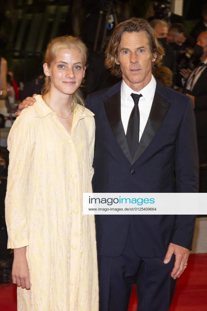 Danny Moder and daughter Hazel Moder attends the premiere of Flag Day during the 74th Annual Cannes Film Festival at Palais des Festivals in Cannes, France, on 10 July 2021. Photo: - ZUMAm179 20210710_zep_m179_057