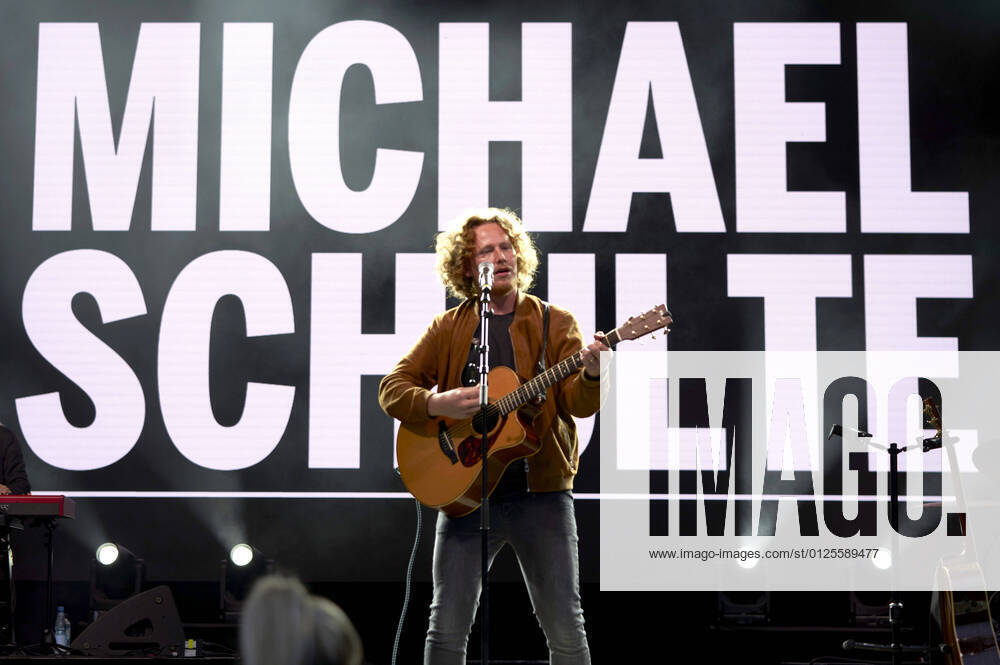 Michael Schulte live as part of the concert series Back on Stage at the Gilde Parkbühne Hannover, 14 07 2021 Foto:xU.xFuturexImage