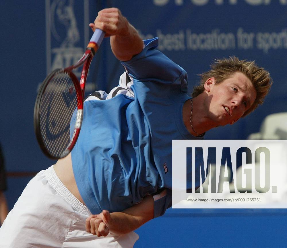 Alexander Peya (Österreich) - Aufschlag Tennis Herren Mercedes Cup 2004, Weissenhof, ATP-Tour, Einzelbild Weißenhof Stuttgart Dynamik,