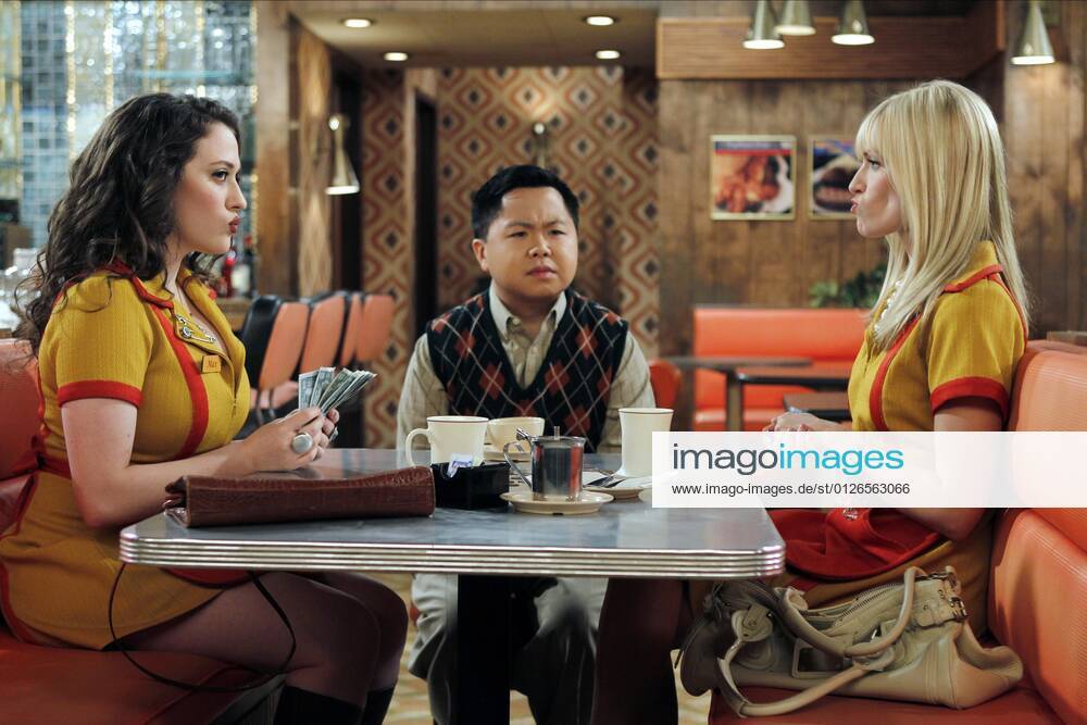 Kat Dennings, Matthew Moy & Beth Behrs Characters: Max Black, Han Lee, Caroline Channing Television: 2 Broke Girls; Two Broke Girls (TV-Serie) USA 2011-