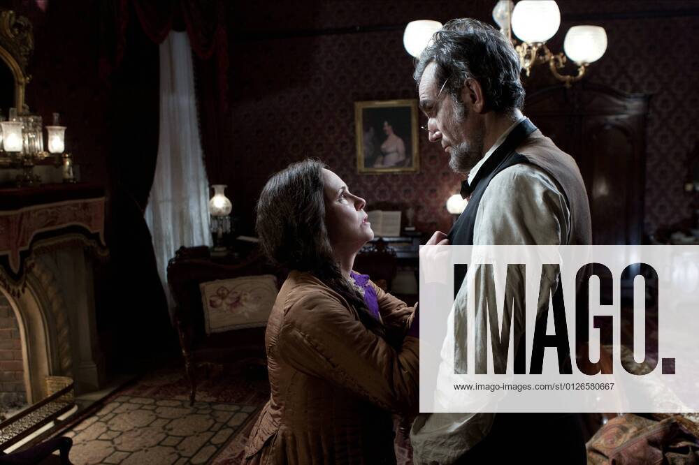 OSCARS. Bester Hauptdarsteller. Preisträger 2011-2020 Sally Field & Daniel Day-Lewis Characters: Mary Todd Lincoln, Abraham Lincoln Film: Lincoln (2012) Director: Steven Spielberg 09 November 2012