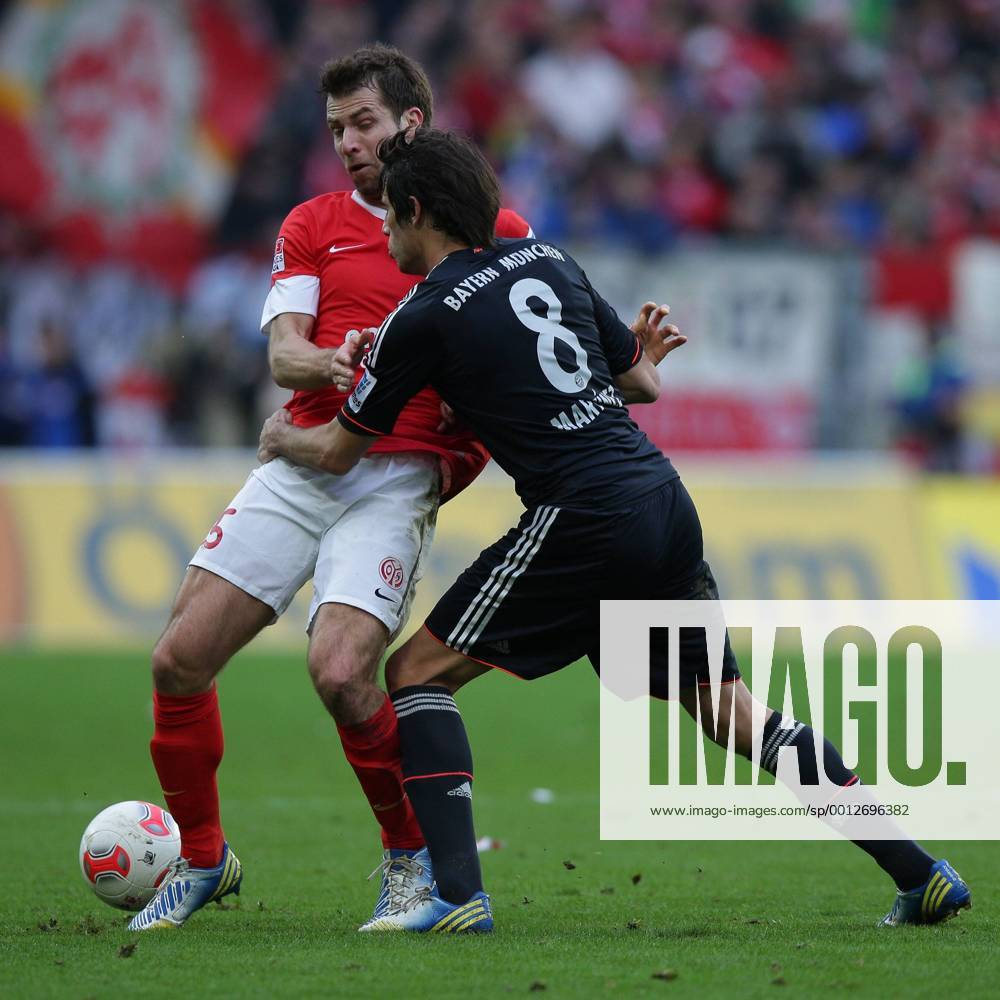 Fussball Bundesliga FSV Mainz 05 - FC Bayern Muenchen Spieltag 20 Fussball Maenner Saison 2012 13 Andreas IVANSCHITZ (FSV Mainz 05 - 25) - Javier MARTINEZ (FC Bayern Muenchen - 8)