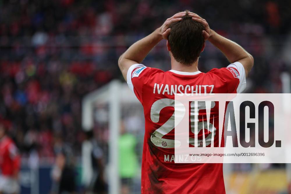 Fussball Bundesliga FSV Mainz 05 - FC Bayern Muenchen Spieltag 20 Fussball Maenner Saison 2012 13 Andreas IVANSCHITZ (FSV Mainz 05 - 25) enttaeuscht