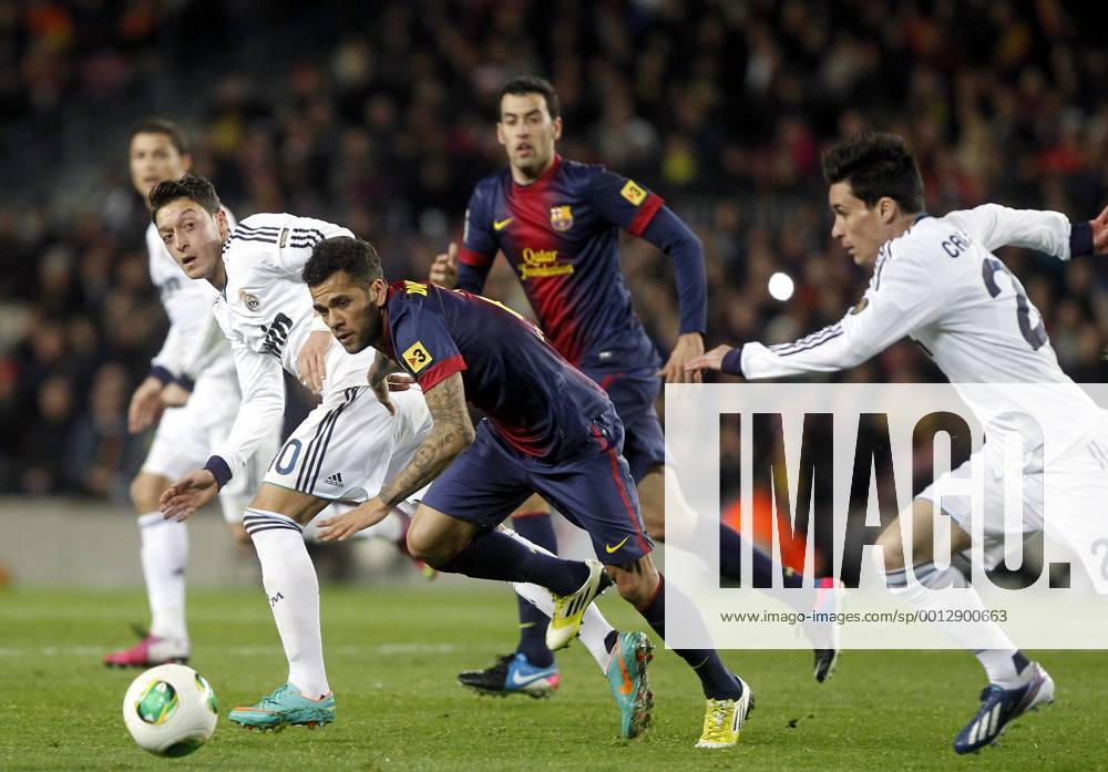 Copa del Rey. FC Barcelona vs Real Madrid. Mesut Özil, Dani Alves.