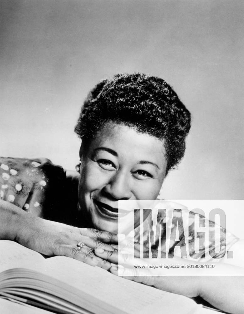 IMAGO ICONS: Ella Fitzgerald BELL TELEPHONE HOUR, Ella Fitzgerald, 1959-68. Courtesy Everett Collection Ref:TBDBETE EC086 PUBLICATIONXNOTxINxCANxCHNxFRAxITAxJPNxNORxPOLxRUSxESPxUKxUSA