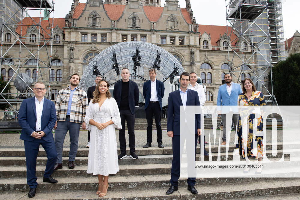 Lower Saxony, Hanover, Culture, PK to the Classic Open Air Opera Gala in the Maschpark in Hanover with the world stars Costello, Sierra and Filonczyk on Saturday, August 21, from left Andrzej Filonczyk baritone, Nadine Sierra soprano, Stephen Costello tenor,