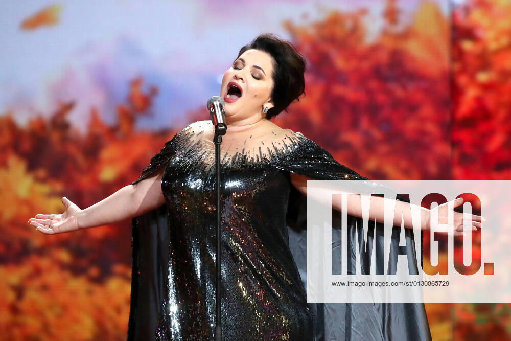 SOCHI, RUSSIA – AUGUST 21, 2021: Soprano Hibla Gerzmava performs at a concert featuring Alexander Rozenbaum s songs as part of the New Wave 2021 International Contest for Young Pop Singers. Vyacheslav Prokofyev TASS TS10D38F