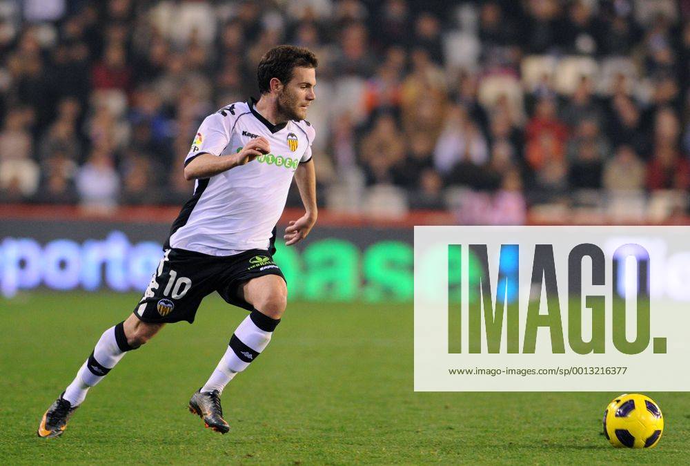 Primera Division, FC Valencia - Deportivo La Coruna (L-R) Juan Manuel Mata - Valencia CF Nur fuer redaktionelle Verwendung, kein Model- oder Eigentum-Release vorhanden.