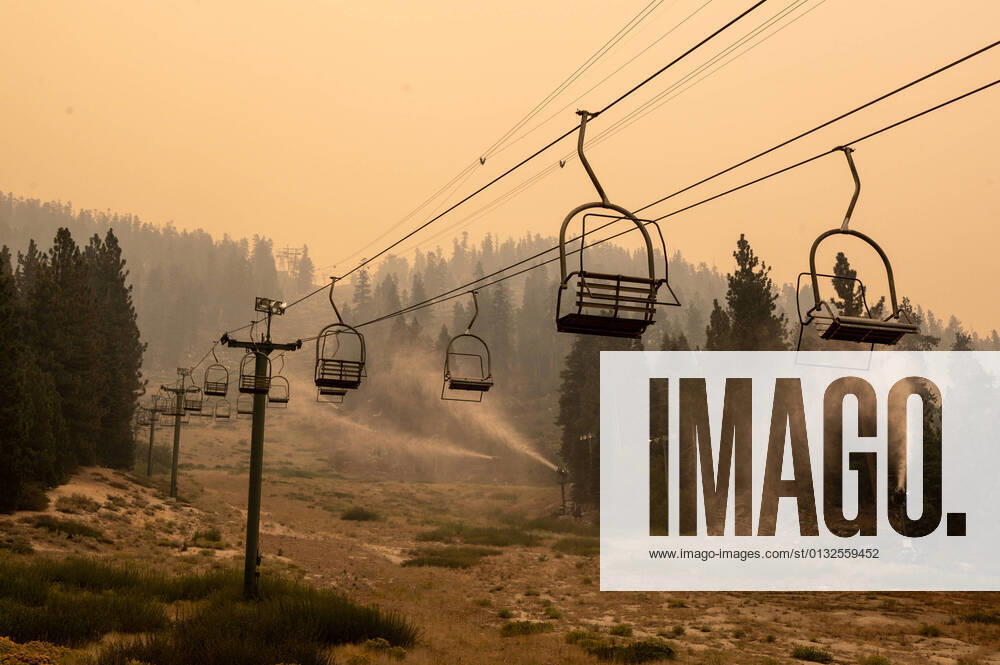 Snow making machines are used to spray water on the slopes of Heavenly Mountain Resort located on the Californiaâ€Nevada border in South Lake Tahoe during the Caldor Fire on Tuesday, August 31, 2021 in USA - ZUMAj89_ 20210831_zaf_j89_010