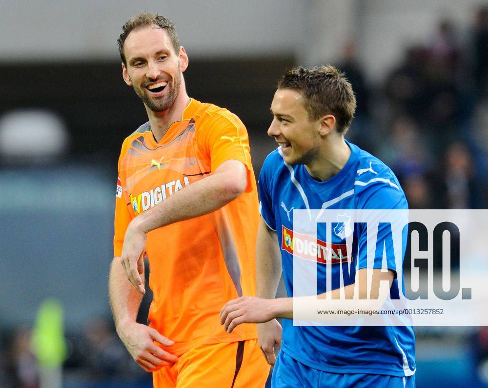 1. Bundesliga, 1899 Hoffenheim - Borussia Dortmund v.l. Tom Starke (TSG 1899 Hoffenheim) gut gelaunt nach dem Spiel