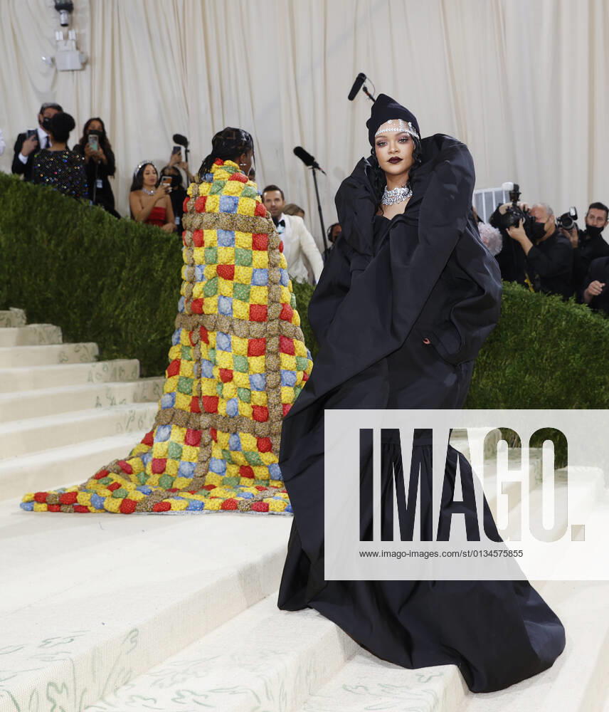 Rihanna arrives on the red carpet for The Met Gala at The Metropolitan Museum of Art celebrating the opening of In America: A Lexicon of Fashion in New York City on Monday, September 13, 2021. NYP20210913375 JOHNxANGELILLO