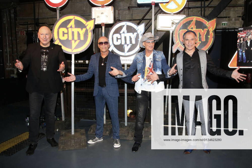 Manfred Hennig, Toni Krahl, Fritz Puppel and Georgi Gogow of City at the press event on the occasion of their farewell tour 50 years of City The last round in the Kesselhaus of the Kulturbrauerei Berlin, 14 09 2021 Foto:xA.xFuturexImage