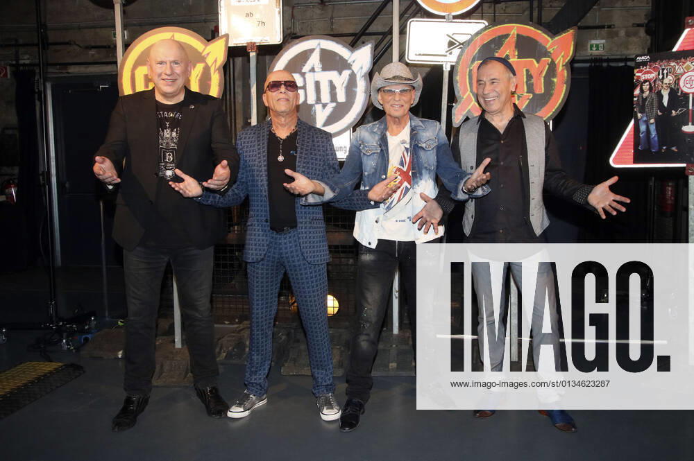 Manfred Hennig, Toni Krahl, Fritz Puppel and Georgi Gogow of City at the press event on the occasion of their farewell tour 50 years of City The last round in the Kesselhaus of the Kulturbrauerei Berlin, 14 09 2021 Foto:xA.xFuturexImage