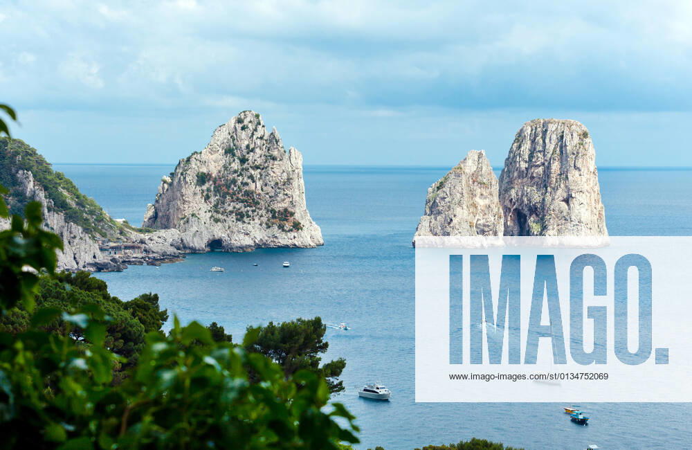 Rock formation,gulf of naples,faraglioni,rock formations 1un-g3n