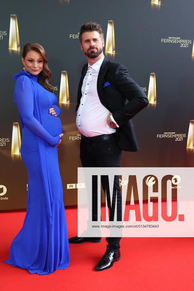 Jana and Thore Schoelermann arriving at the German Television Award ceremony on 16 09 2021 in Cologne German Television Award ceremony 2021 in Cologne
