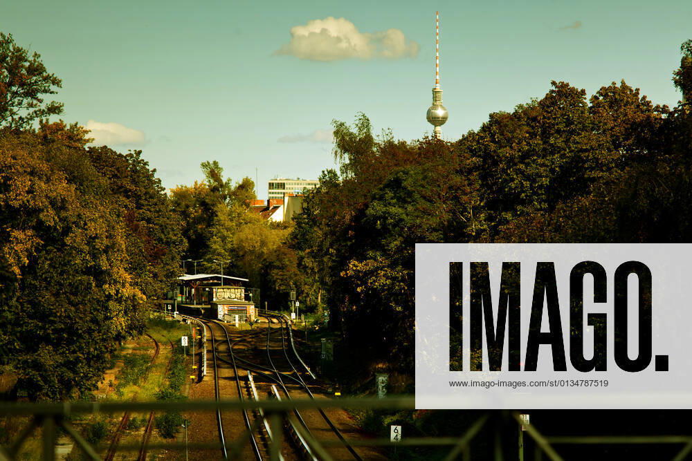 Berlin,track,s-bahn station,tracks,s-bahn stations frc-ks3