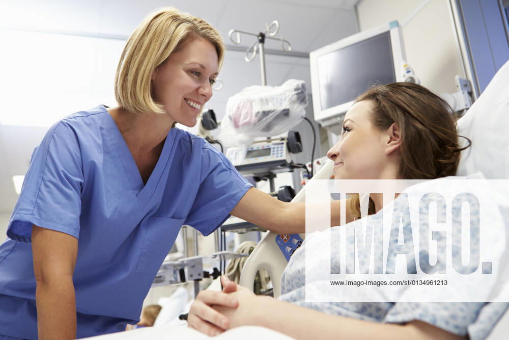 Teenager,hospital,doctor,teen,teenage,teenagers,teens,clinic,hospitals,medical center,doctors mmq-nsl ,model released, Symbolfoto
