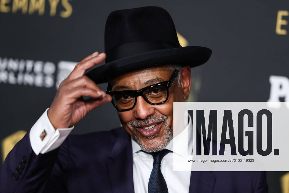 Bilder des Jahres 2021, Entertainment 09 September Entertainment Themen der Woche KW37 Television Academy s Reception To Honor 73rd Emmy Award Nominees NORTH HOLLYWOOD, LOS ANGELES, CALIFORNIA, USA - SEPTEMBER 17: Actor Giancarlo Esposito arrives at the Television Academy s Reception To Honor 73rd Emmy Award Nominees held at The Academy of Television Arts and Sciences on September 17, 2021 in North Hollywood, Los Angeles, California, United States. North Hollywood California United States collin-televisi210917_npSVB