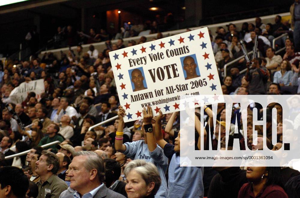 Jede Stimme zÃ¤hlt - die Fans der Washington Wizards wollen ihren Spieler Antawn Jamison im All Star Team 2005 sehen - (Icon74910282) Basketball Herren NBA 2004 2005 Totale Washington