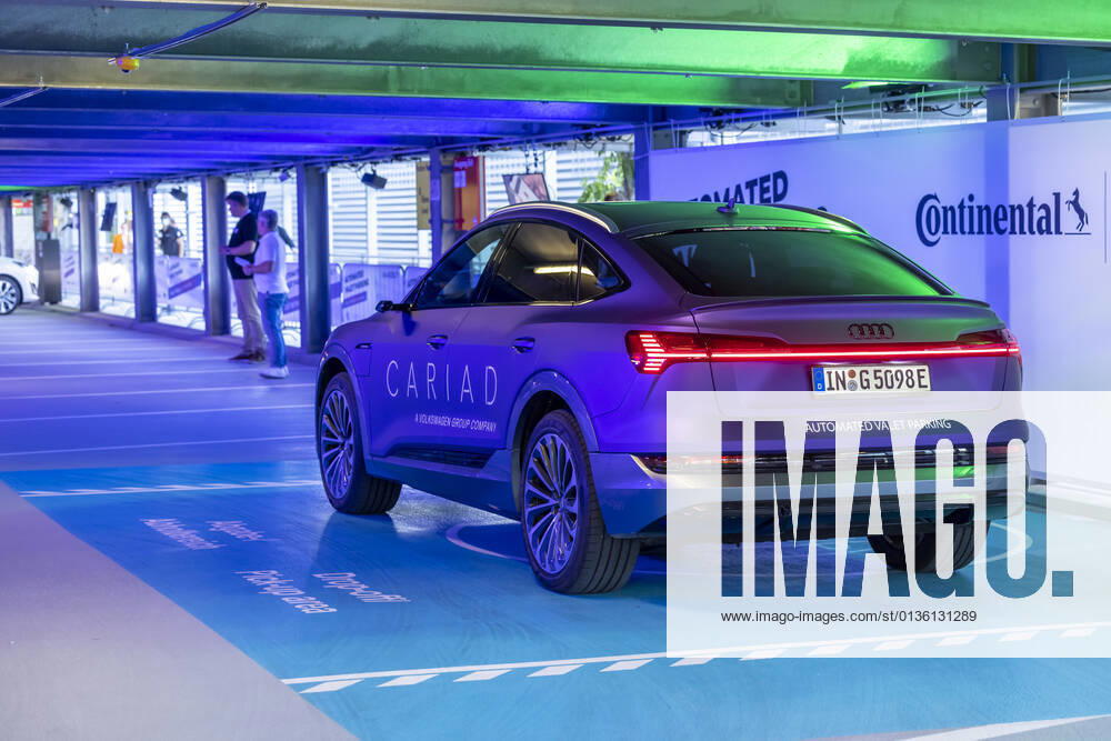 Automated Valet Parking IAA MOBILITY in Munich Instead of a car show, the trade fair has changed into a holistic mobility fair Cars are shown almost exclusively with electric motors, combustion engines are history DEU, Germany, Bayern, München, Munich