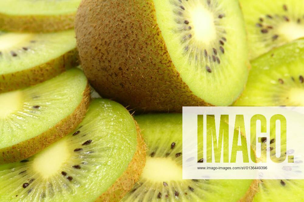 Sliced Kiwi Fruits, 12.10.2020,