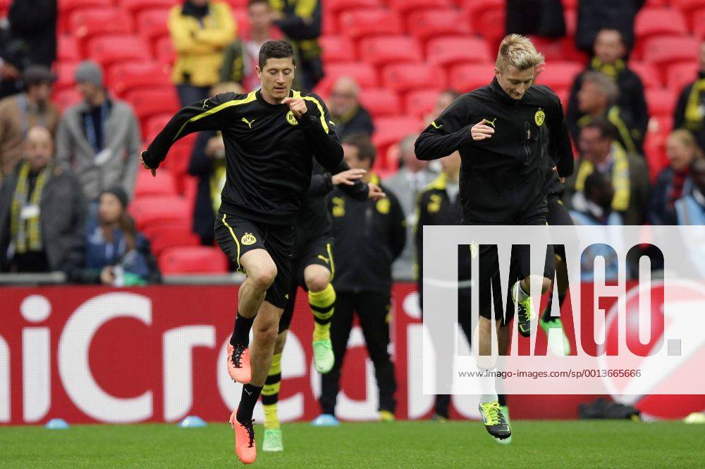 Robert LEWANDOWSKI (Borussia Dortmund - BVB - 9) - Marco REUS (Borussia Dortmund - BVB - 11) beim Abschlusstraining des BVB Borussia Dortmund EP_GST