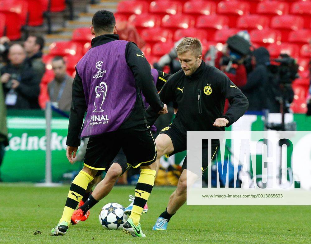 FUSSBALL - CL Finale, Dortmund vs Bayern, Vorberichte, Training LONDON,ENGLAND,24.MAI.13 - FUSSBALL - UEFA Champions League Finale, Borussia Dortmund vs FC Bayern München, Vorberichte, Abschlusstraining Dortmund. Bild zeigt Jakub Blaszczykowski (Dortmund).