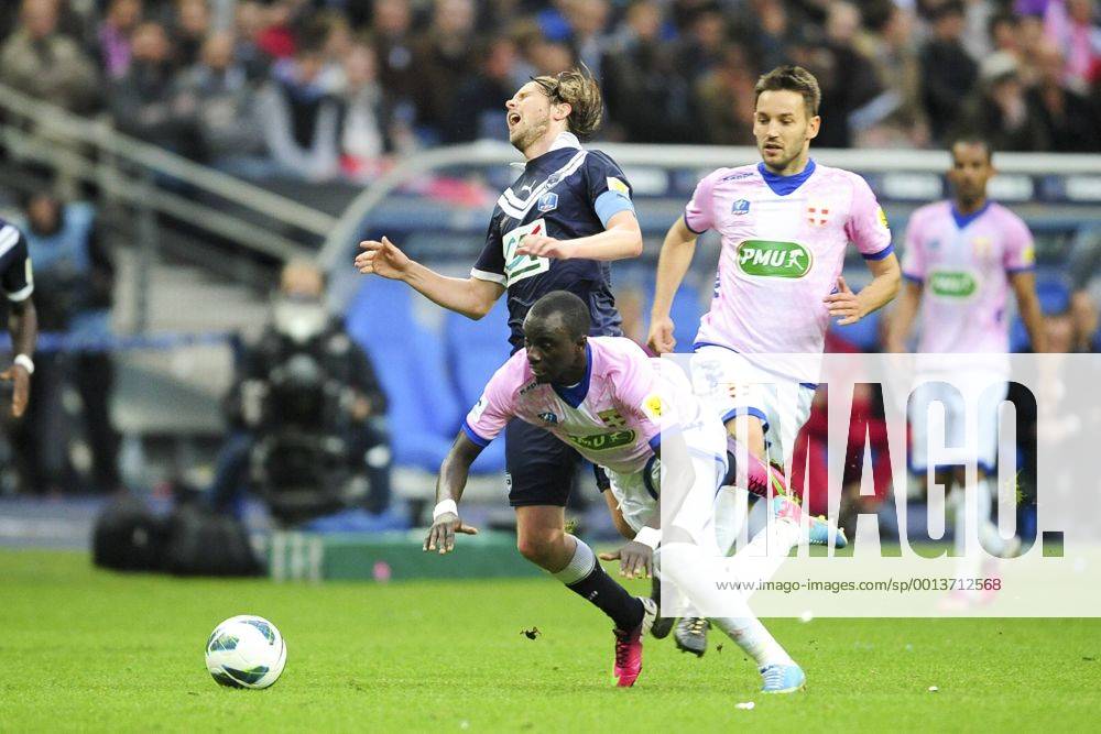 Mohammed Rabiu (Evian) vs Jaroslav Plasil (Bordeaux) FOOTBALL : Evian Thonon Gaillard vs Bordeaux - Finale coupe de France - 31 05 2013 JBAutissier Panoramic