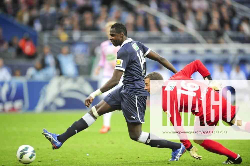 Bertrand Laquait (Evian) vs Cheick Tidiane Diabate (Bordeaux) - but FOOTBALL : Evian Thonon Gaillard vs Bordeaux - Finale coupe de France - 31 05 2013 JBAutissier Panoramic