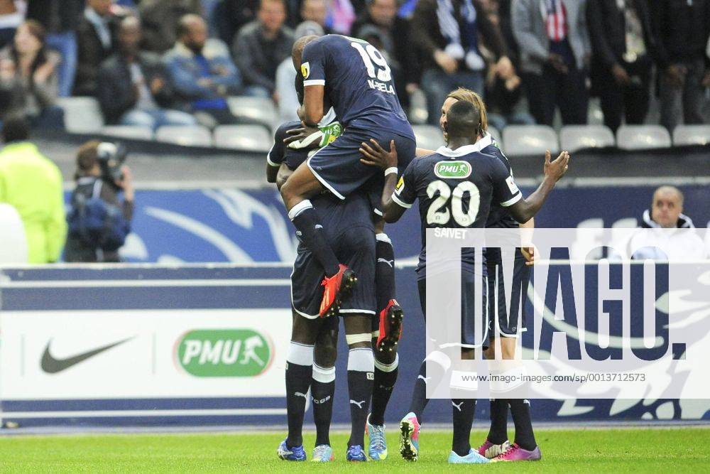 Joie des joueurs bordelais apres le but de Cheick Tidiane Diabate (Bordeaux) FOOTBALL : Evian Thonon Gaillard vs Bordeaux - Finale coupe de France - 31 05 2013 JBAutissier Panoramic