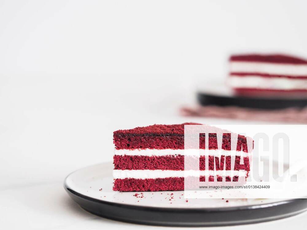 Piece of red velvet cake with perfect texture, 13.10.2020,