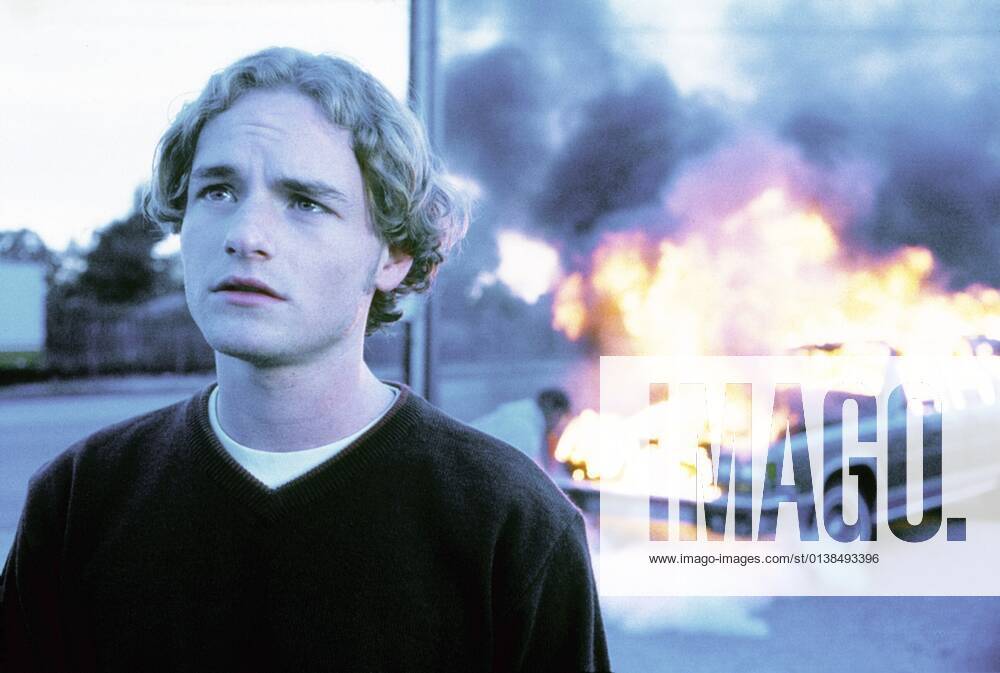 MALCOLM IN THE MIDDLE, Christopher Masterson, (2000?2006). Ph: Larry Watson TM and copyright ? Fox Network. All rights reserved. Courtesy Everett Collection Ref:TSDMAIN FE022 PUBLICATIONXNOTxINxCANxCHNxFRAxITAxJPNxNORxPOLxRUSxESPxUKxUSA