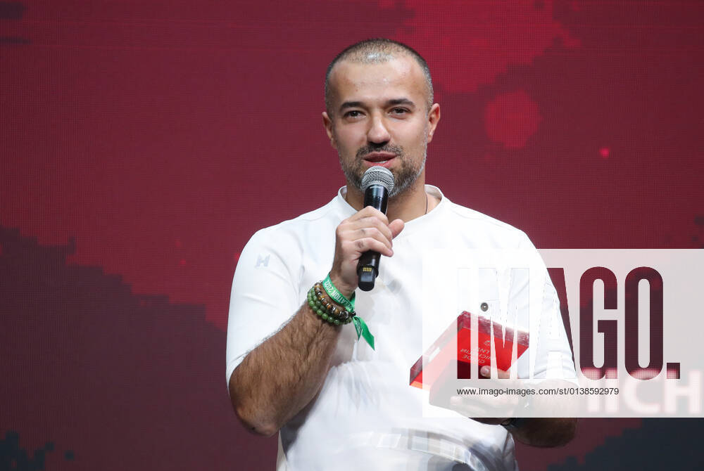 White Rabbit chef Vladimir Mukhin speaks during a ceremony held at the Zaryadye Concert Hall to award Michelin stars to Moscow restaurants and chefs as well as to introduce the first Michelin Guide to Moscow. Vyacheslav Prokofyev TASS TS1143D6