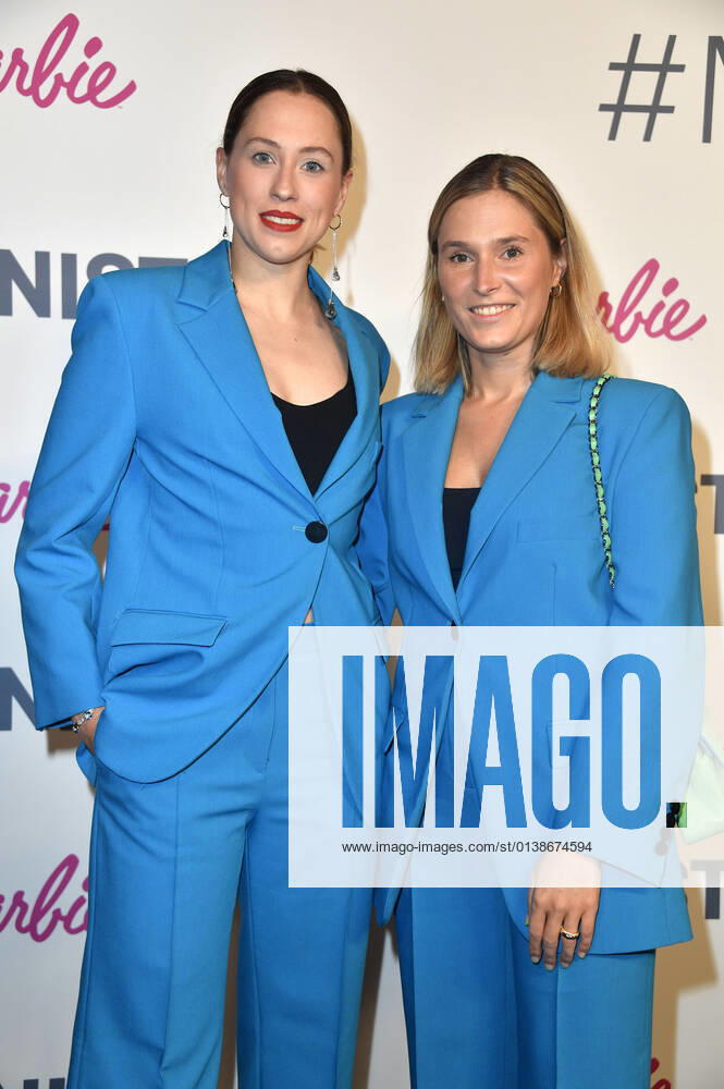 Sarah Köhler and Katharina Bonmann at the presentation of the 4 Iconista Award 2021 at the Stadtbad Oderberger Berlin, 14 10 2021 Foto:xN.xKubelkax xFuturexImage