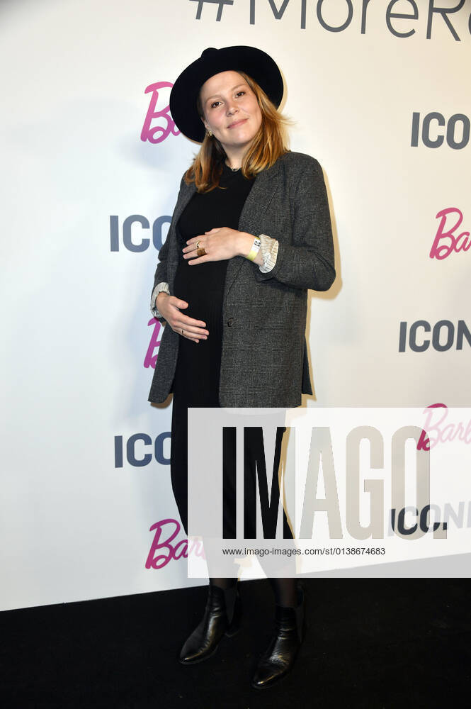 Franziska van der Heide at the presentation of the 4 Iconista Award 2021 at the Stadtbad Oderberger Berlin, 14 10 2021 Foto:xN.xKubelkax xFuturexImage