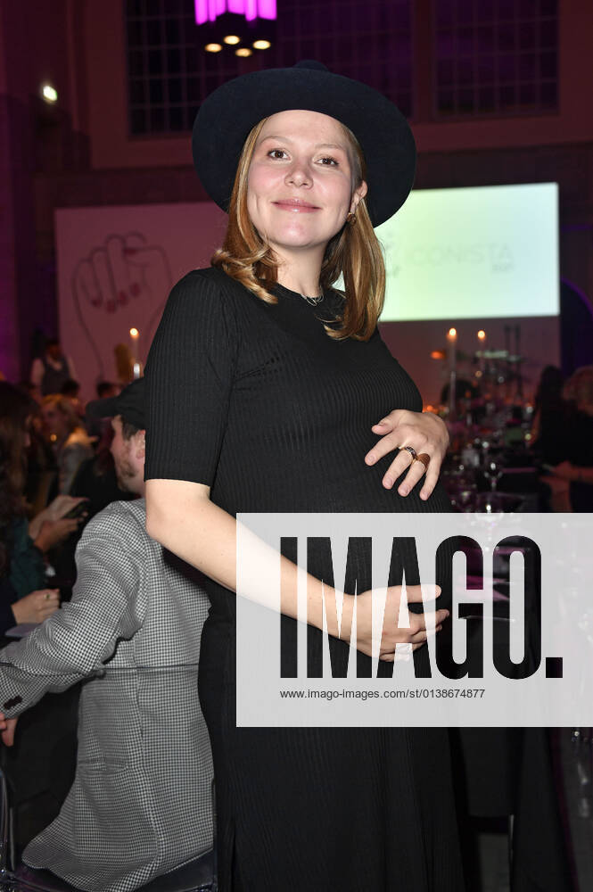 Franziska van der Heide at the presentation of the 4 Iconista Award 2021 at the Stadtbad Oderberger Berlin, 14 10 2021 Foto:xN.xKubelkax xFuturexImage