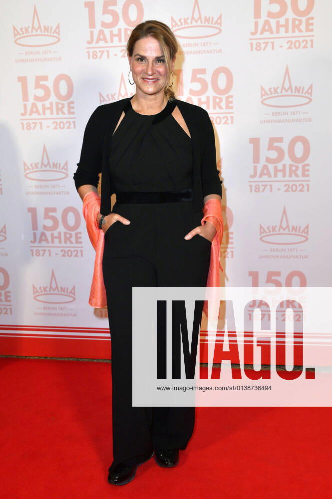 Susann Uplegger at the presentation of the Askania Award 2021 and the 150 years Askania anniversary celebration at the Capital Club Berlin, 15 10 2021 Foto:xN.xKubelkax xFuturexImage