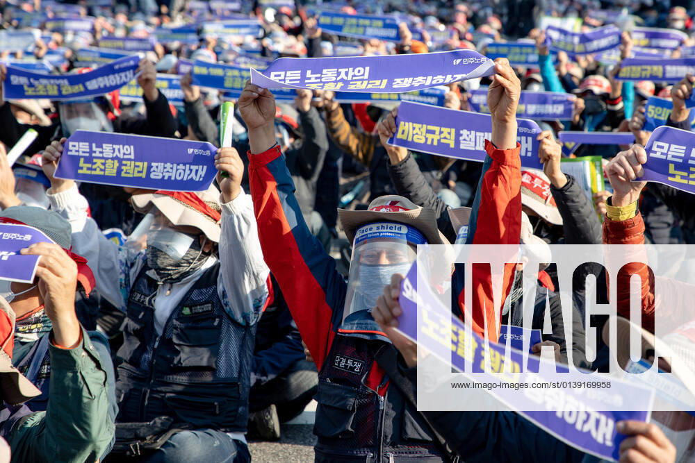 General Strike Of The Korean Confederation Of Trade Unions In Seoul Thousands of the Korean Confederation of Trade Unions members march to Seoul City hall during a rally against the government s labor policy on October 20, 2021 in Seoul, South Korea. The union members hold a massive rally in Seoul as an one-day strike aimed at bringing labor issues to the next presidential election in 2022. Seoul South Korea