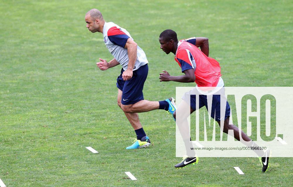 FUSSBALL - PSG, Training STEGERSBACH,AUSTRIA,11.JUL.13 - FUSSBALL - Ligue 1, Paris Saint-Germain FC, IFCS Trainingslager. Bild zeigt Alex und Mamadou Sakho (PSG).