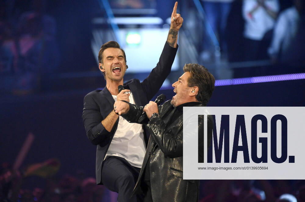 Florian Silbereisen and Thomas Anders in the TV show Schlagerbooom 2021 Everything sparkles Everything glitters in the Dortmund Westfalenhalle Dortmund, 23 10 2021 Foto:xF.xFuturexImage