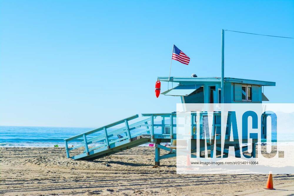 Lifeguard hut in Santa Monica, 14.10.2020,
