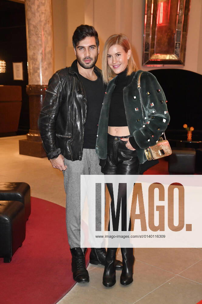 Wolke Hegenbarth with partner Oliver Vaid at the opening of the new restaurant Chiaro at the Hotel de Rome Berlin, 24 10 2021 Foto:xN.xKubelkax xFuturexImage