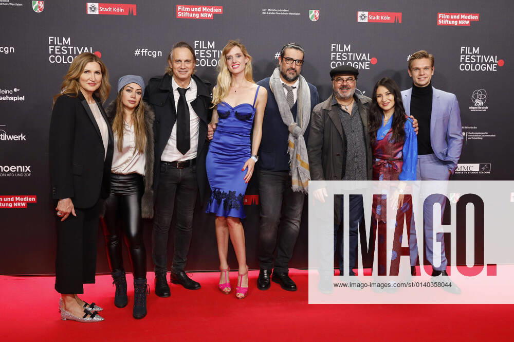 Mirela Stanoiu, Mina Bahrami, Ralf Bauer, Wilma Elles, Mehdi Varvani, Antonio Putignano, Tenzyn Zöchbauer and Maurice Pawlewski at the screening of the feature film Sem Duhl The Return at the 31 Film Festival Cologne 2021 at Filmpalast Cologne Cologne, 26 10 2021 Foto:xC.xFuturexImage